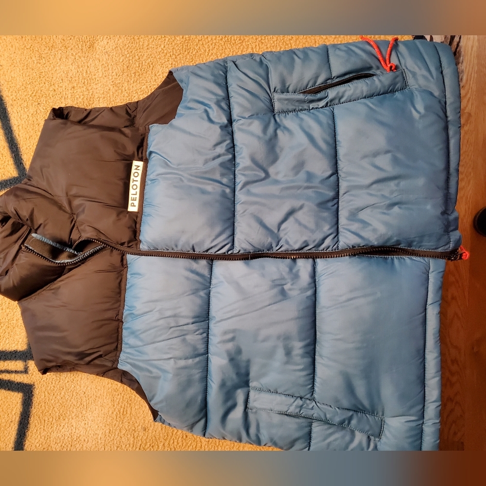 Peleton puffy vest